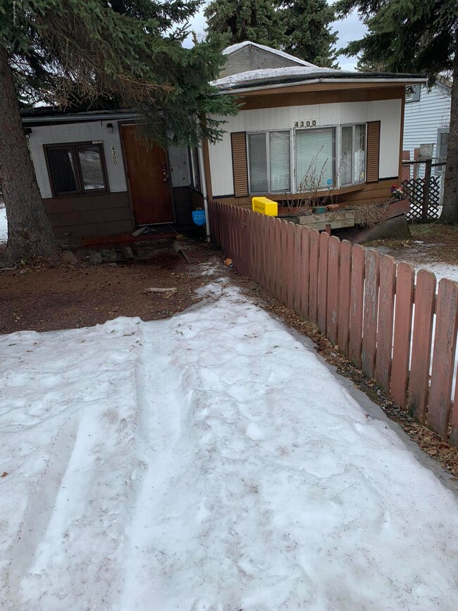 4300 Cope St, Anchorage, AK 99503 - photo 5