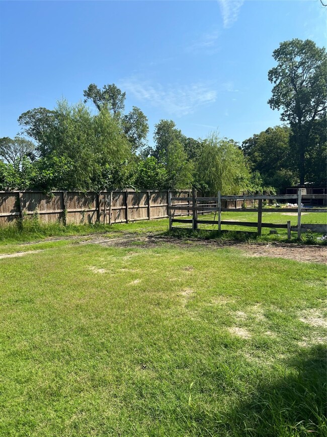 0 Irby St unit 96721636, Houston, TX 77088 - photo 5