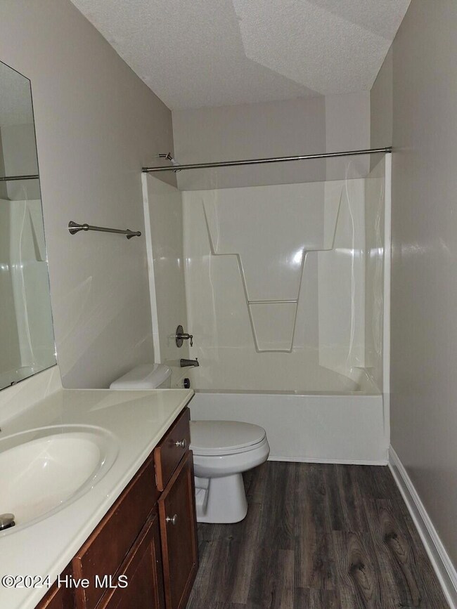 2541 Saddleback Dr unit B, Winterville, NC 28590 - photo 5