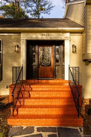 8658 Irving Ln, Henrico, VA 23229 - photo 2