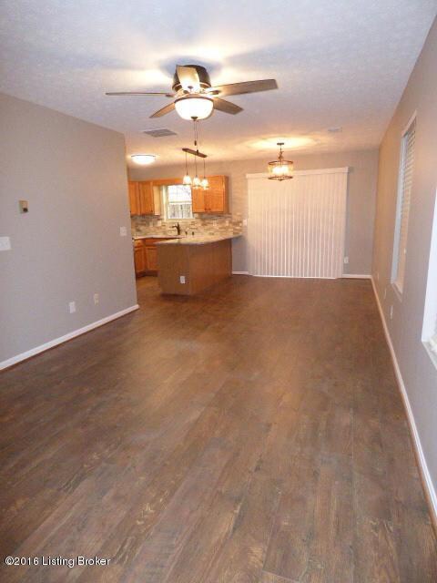 7917 Grand Cascade Dr unit 7402, Louisville, KY 40228 - photo 4