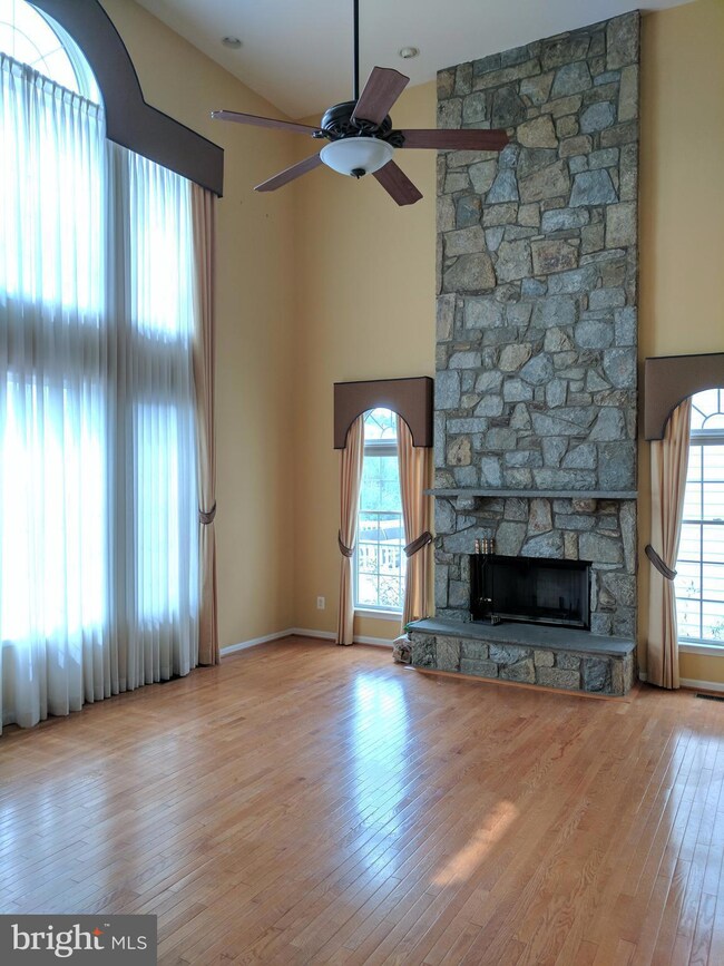 25796 Kaiser Place unit CL, Chantilly, VA 20152 - photo 5