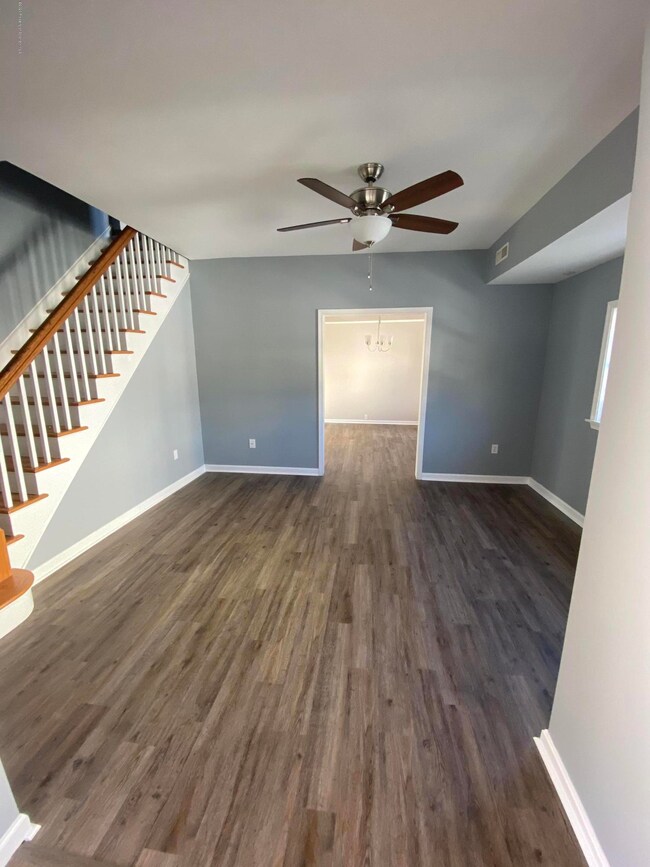 1207 Monroe Ave, Scranton, PA 18509 - photo 5