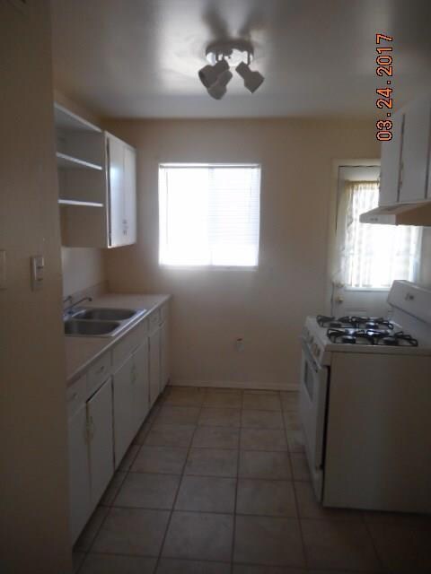 1113 Del Rio St, El Paso, TX 79915 - photo 3