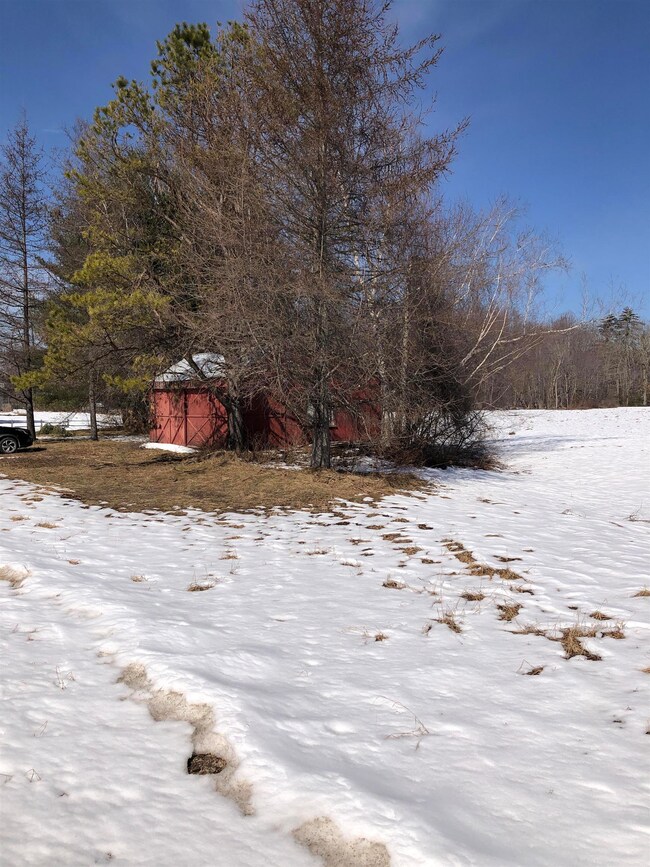 755 Whittier Rd, Tamworth, NH 03886 - photo 3