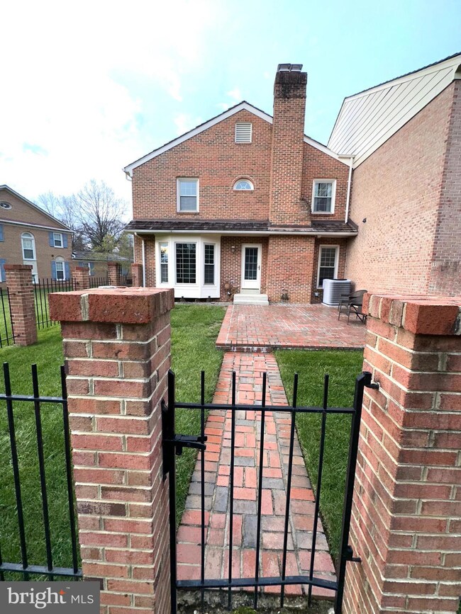 11817 Bishops Content Rd, Bowie, MD 20721 - photo 4