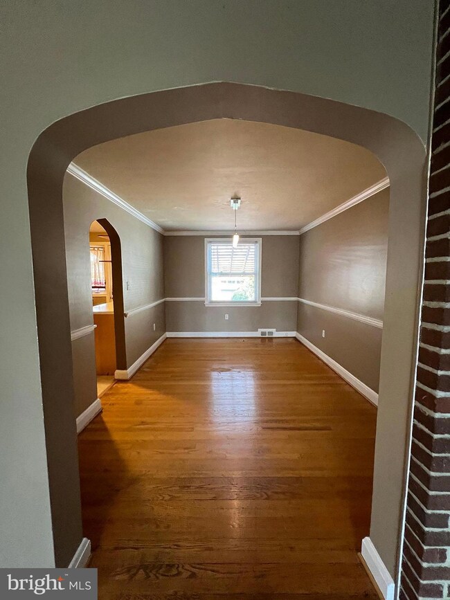 5622 Braxfield Rd, Halethorpe, MD 21227 - photo 5