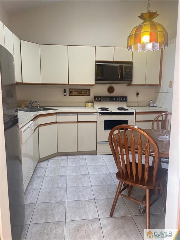 1 Truro Dr unit 1F, Monroe Township, NJ 08831 - photo 7