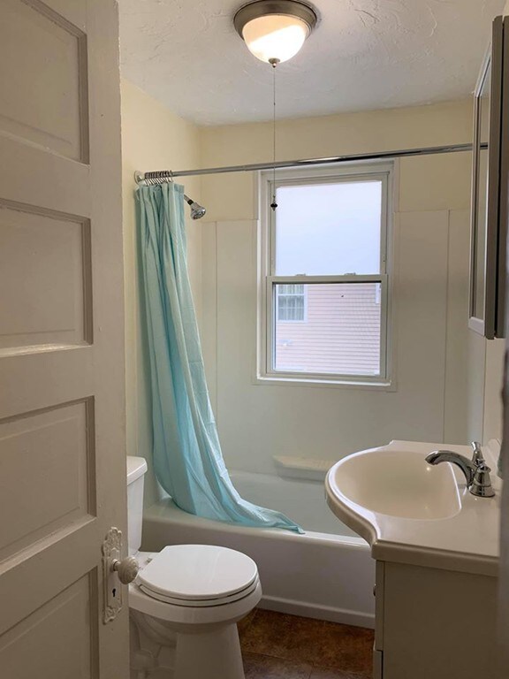 94 King St unit 2, Hanover, MA 02339 - photo 6