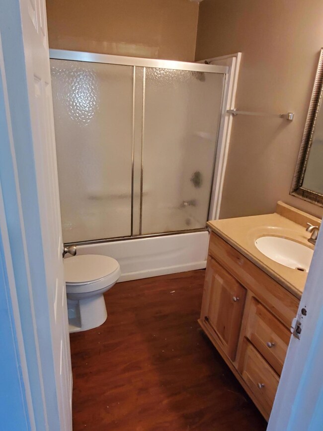 2015 E 5th St, Chattanooga, TN 37404 - photo 2