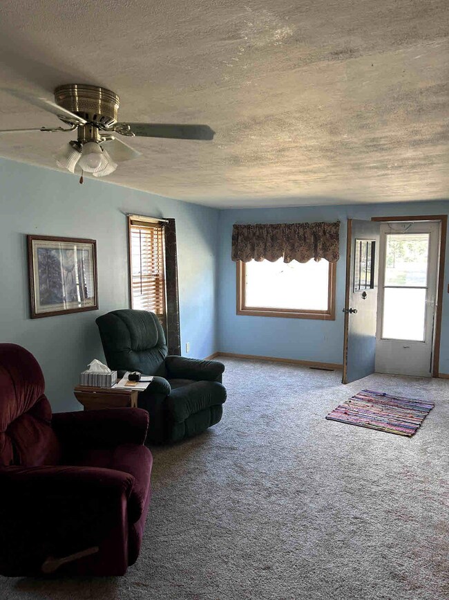 614 2nd St W, Park Rapids, MN 56470 - photo 2