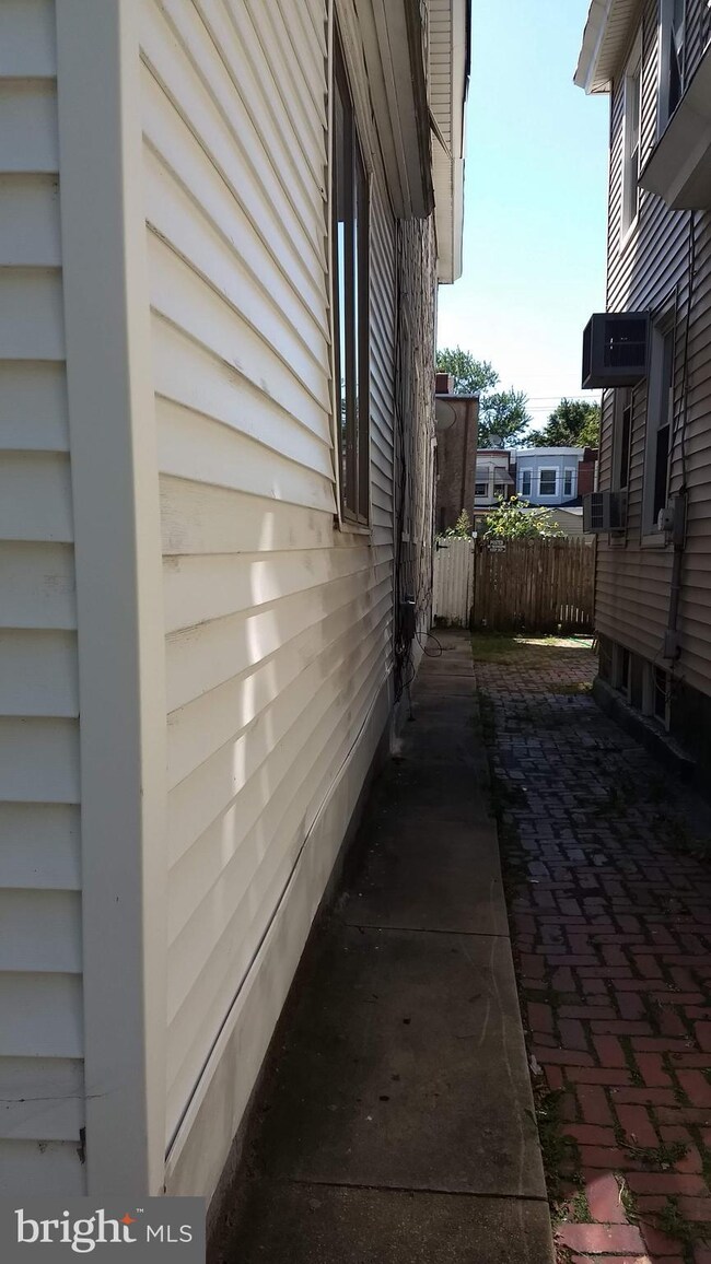 312 Market St, Gloucester City, NJ 08030 - photo 2