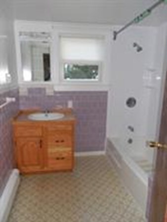 28 Moore St unit 1B, Waltham, MA 02453 - photo 7