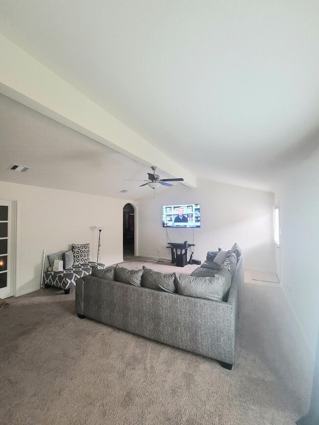 11006 Victoria Oak Bend Dr, Humble, TX 77396 - photo 3