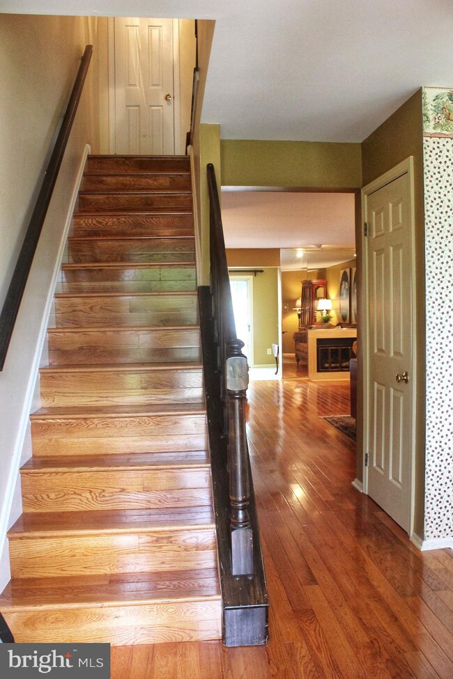 322 Leedom Way unit 57, Newtown, PA 18940 - photo 2