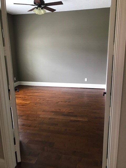 1014 Mustang Dr, Friendswood, TX 77546 - photo 4