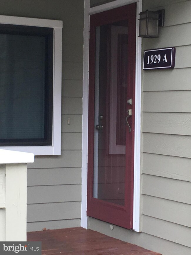 1929A Villaridge Dr unit 1929-A, Reston, VA 20191 - photo 2