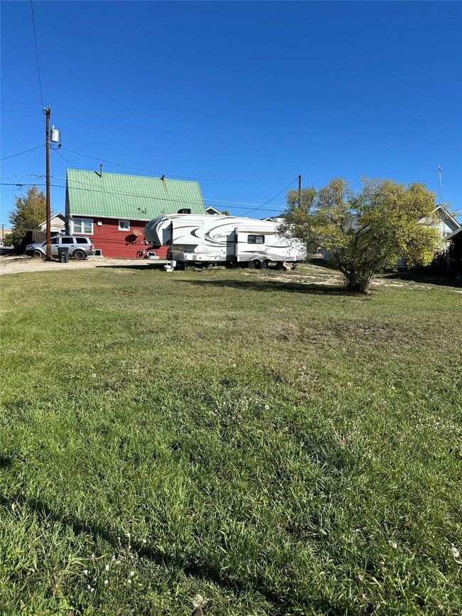 1801 Yale Ave, Butte, MT 59701 - photo 5