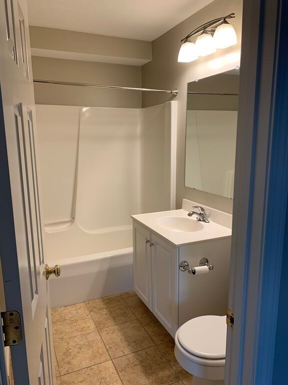 249 Main St unit 2-3, Rutland, MA 01543 - photo 5