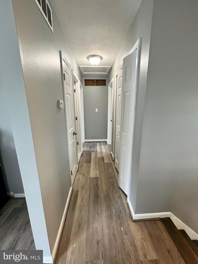 319 Key Ave, Brooklyn, MD 21225 - photo 6