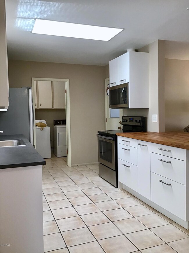 17AAF770-31D1-4C11-86D0-5864C1CE1AE7