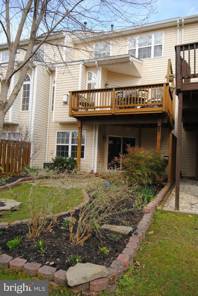 2574 Running Wolf Trail, Odenton, MD 21113 - photo 4