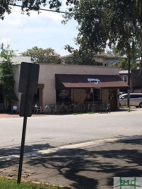 117 E Charlton Ln, Savannah, GA 31401 - photo 2