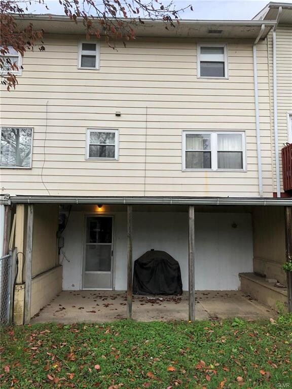 5286 Herman St, Germansville, PA 18053 - photo 2