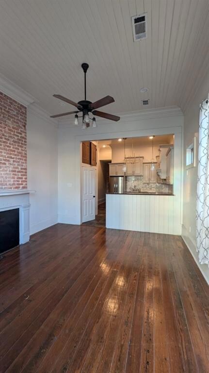 Living area looking towards kitchen
