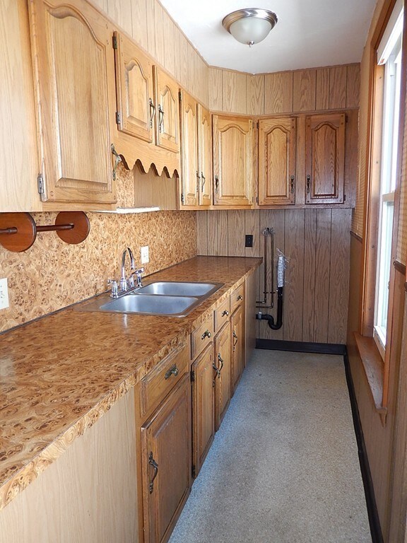 249 Cambridge St unit 2, Worcester, MA 01603 - photo 4