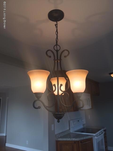 7407 Mayrow Dr, Louisville, KY 40291 - photo 6