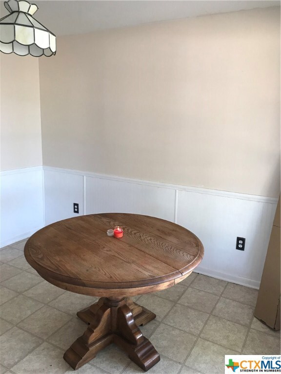 311 Skyview Cir, Troy, TX 76579 - photo 6