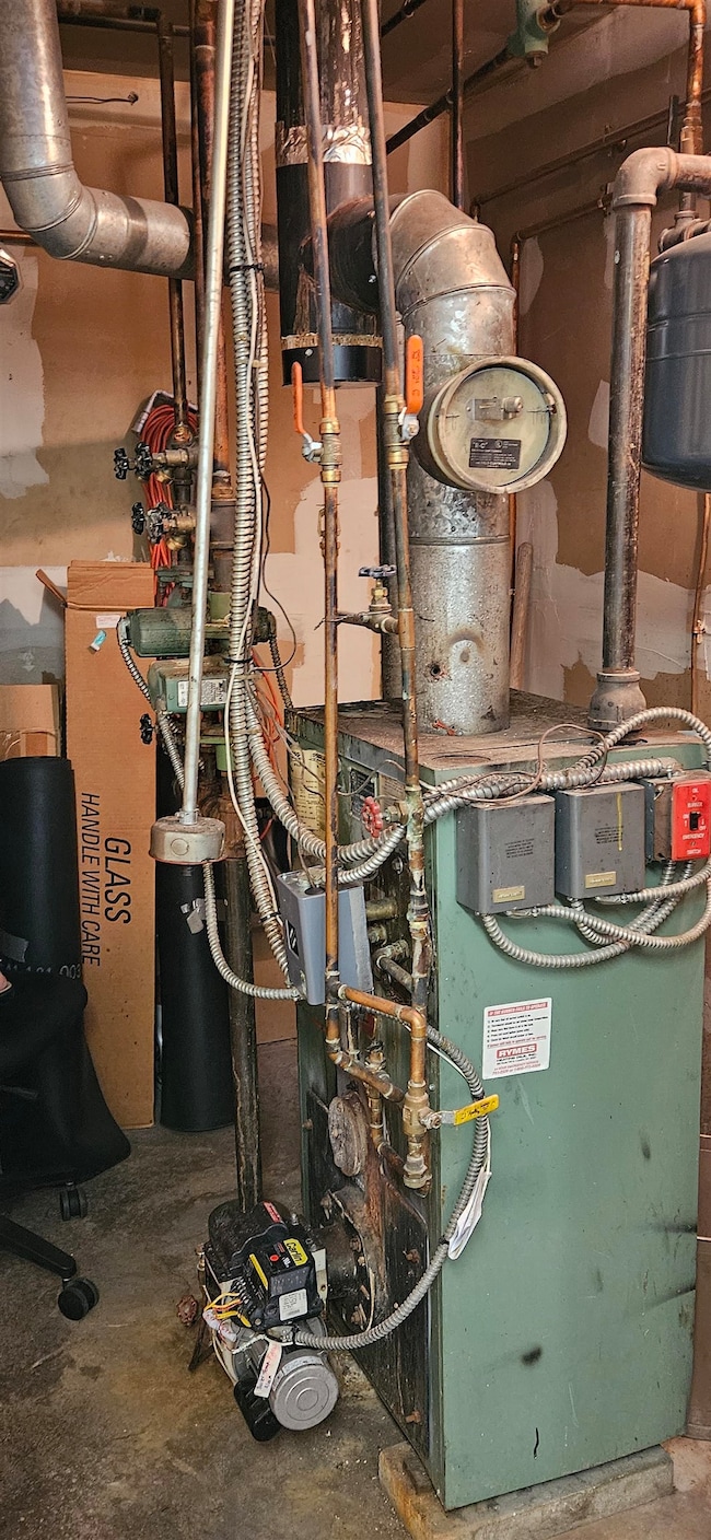 324 Main St, Berlin, NH 03570 - photo 5