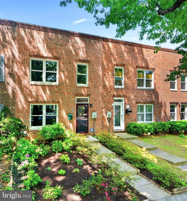 65 P St NW, Washington, DC 20001 - photo 3