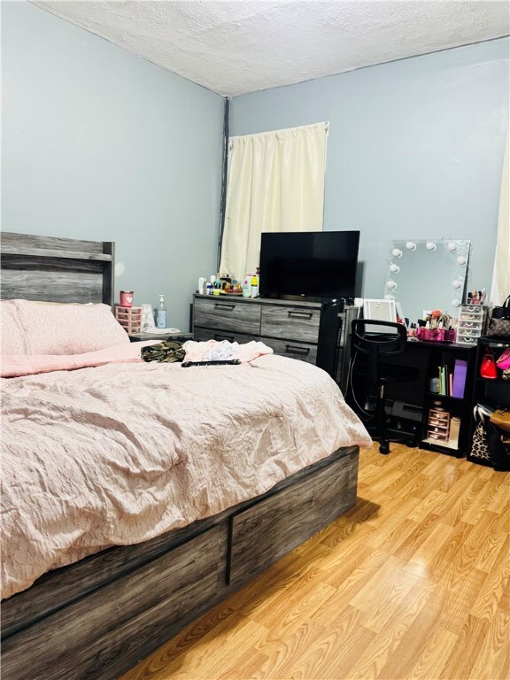 106 Taylor St, Providence, RI 02907 - photo 5