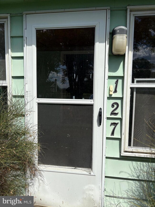 127 Beans Ln, Moorefield, WV 26836 - photo 3