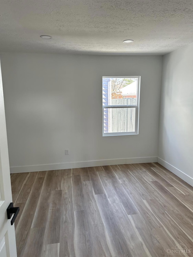 1935 Howell Ave, Hamilton, OH 45011 - photo 3