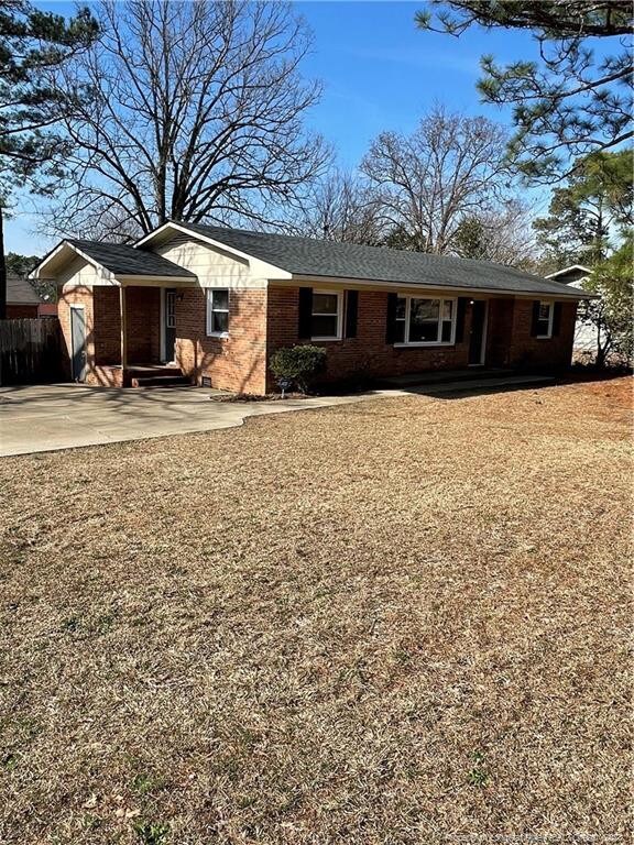 275 Channing Dr, Fayetteville, NC 28303 - photo 2