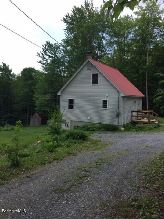 2810 Howe Pond Rd, Readsboro, VT 05350 - photo 4