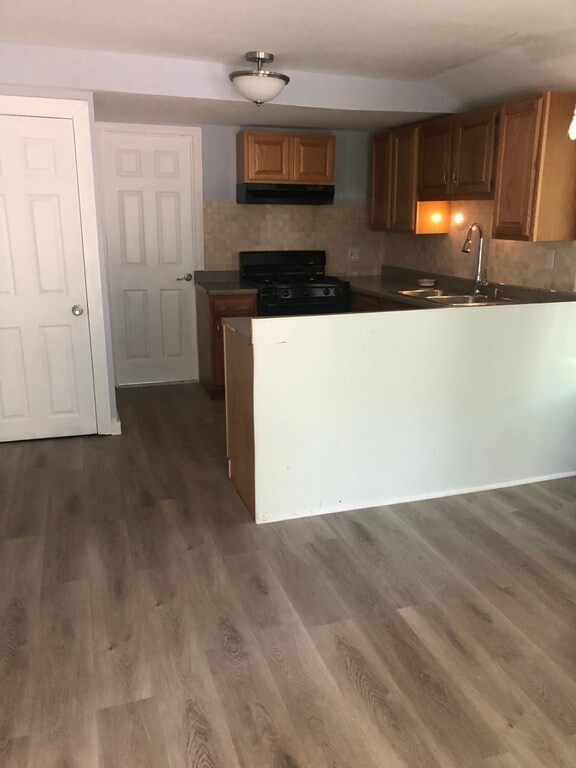 810 Montello St unit 1, Brockton, MA 02301 - photo 3