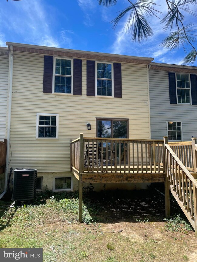 1524 Iris Ct, Hagerstown, MD 21740 - photo 6