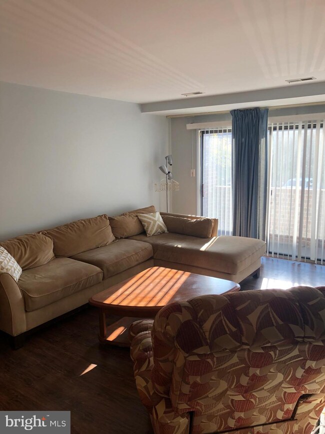 17 Juliet Ln unit 201, Nottingham, MD 21236 - photo 5