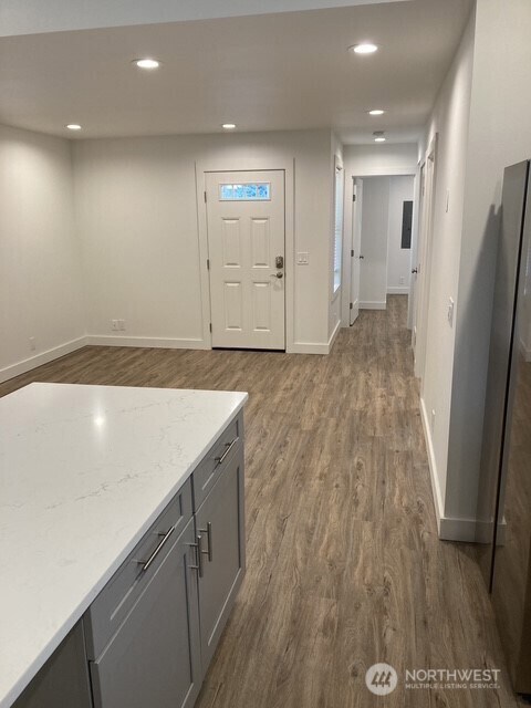 616 E Myrtle St, Bellingham, WA 98225 - photo 7