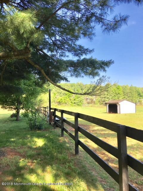 17 Muhlenbrink Rd, Colts Neck, NJ 07722 - photo 7