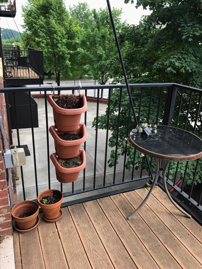 balcony