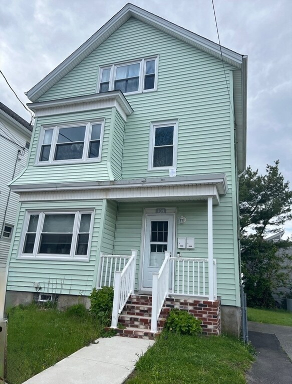 105 Andrews St, Fall River, MA 02724 - photo 2