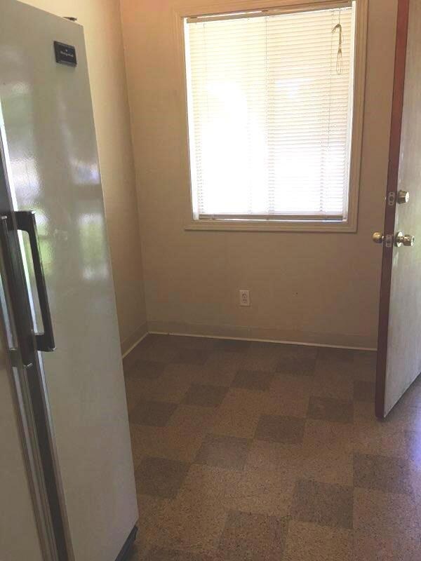 1404 Martin St, Klamath Falls, OR 97601 - photo 7