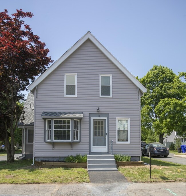 18 Russell St, Taunton, MA 02780 - photo 3