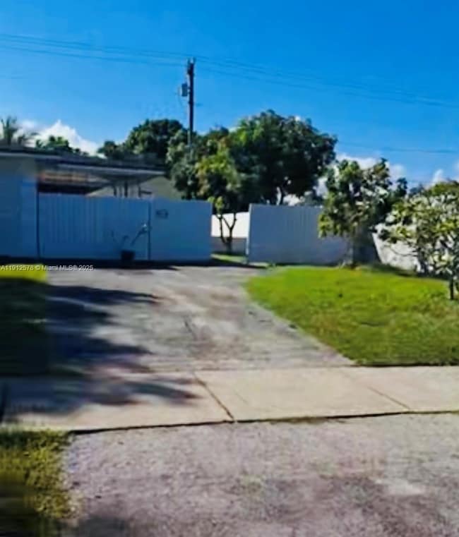 16020 SW 98th Ct, Miami, FL 33157 - photo 2