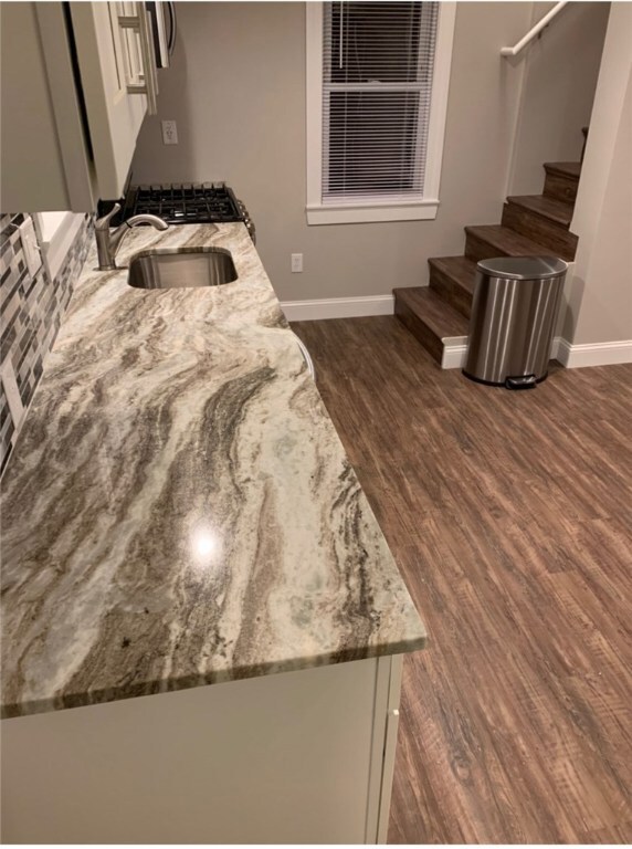 13 Baker St, Bristol, RI 02809 - photo 6